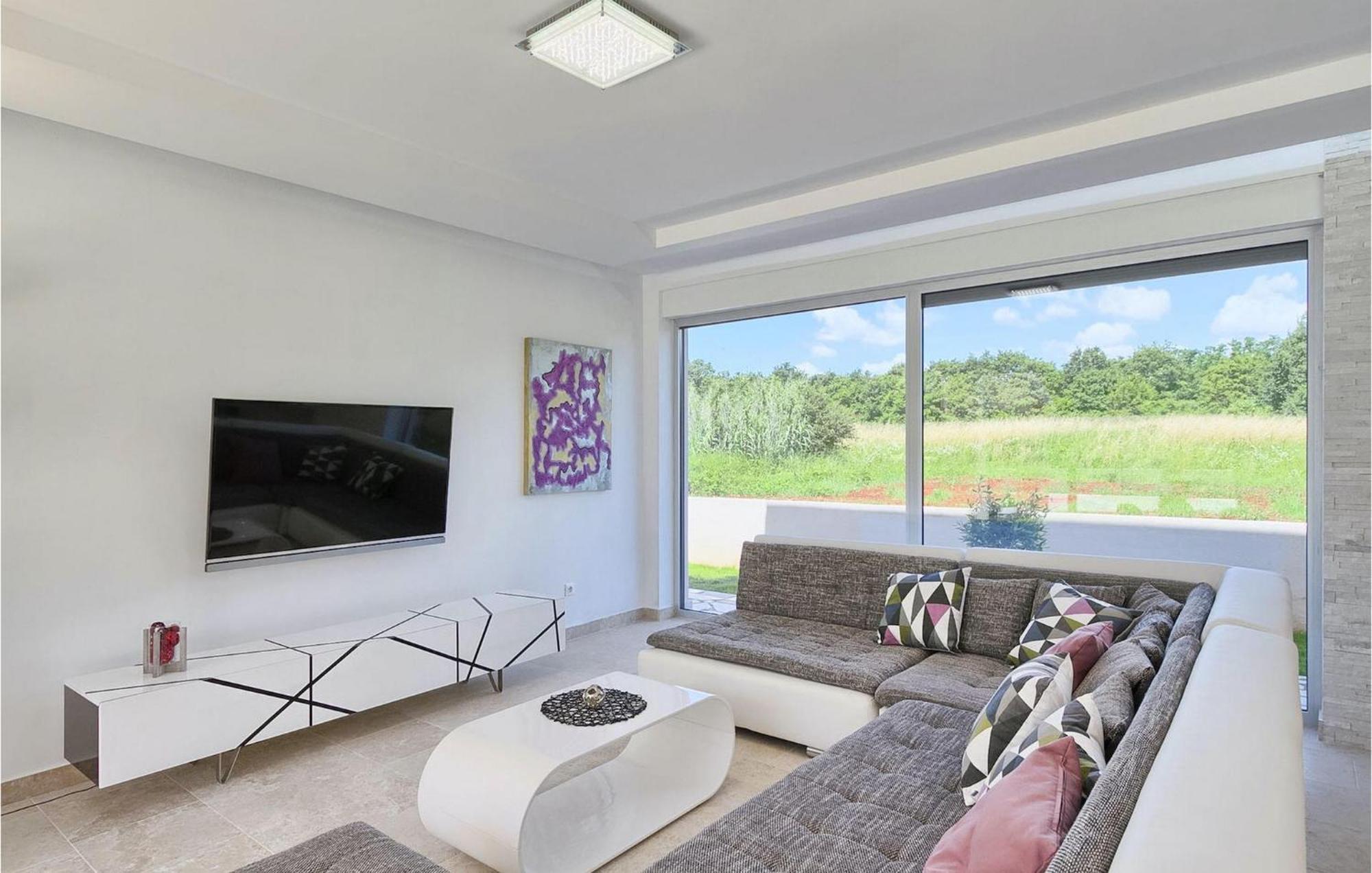Liv Holiday home Pula