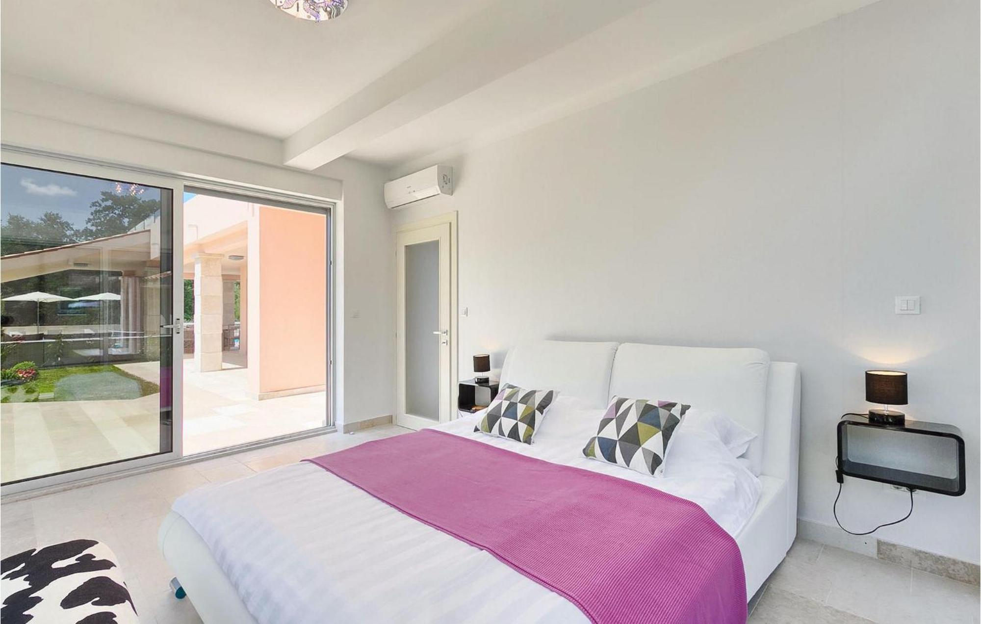 Liv Holiday home