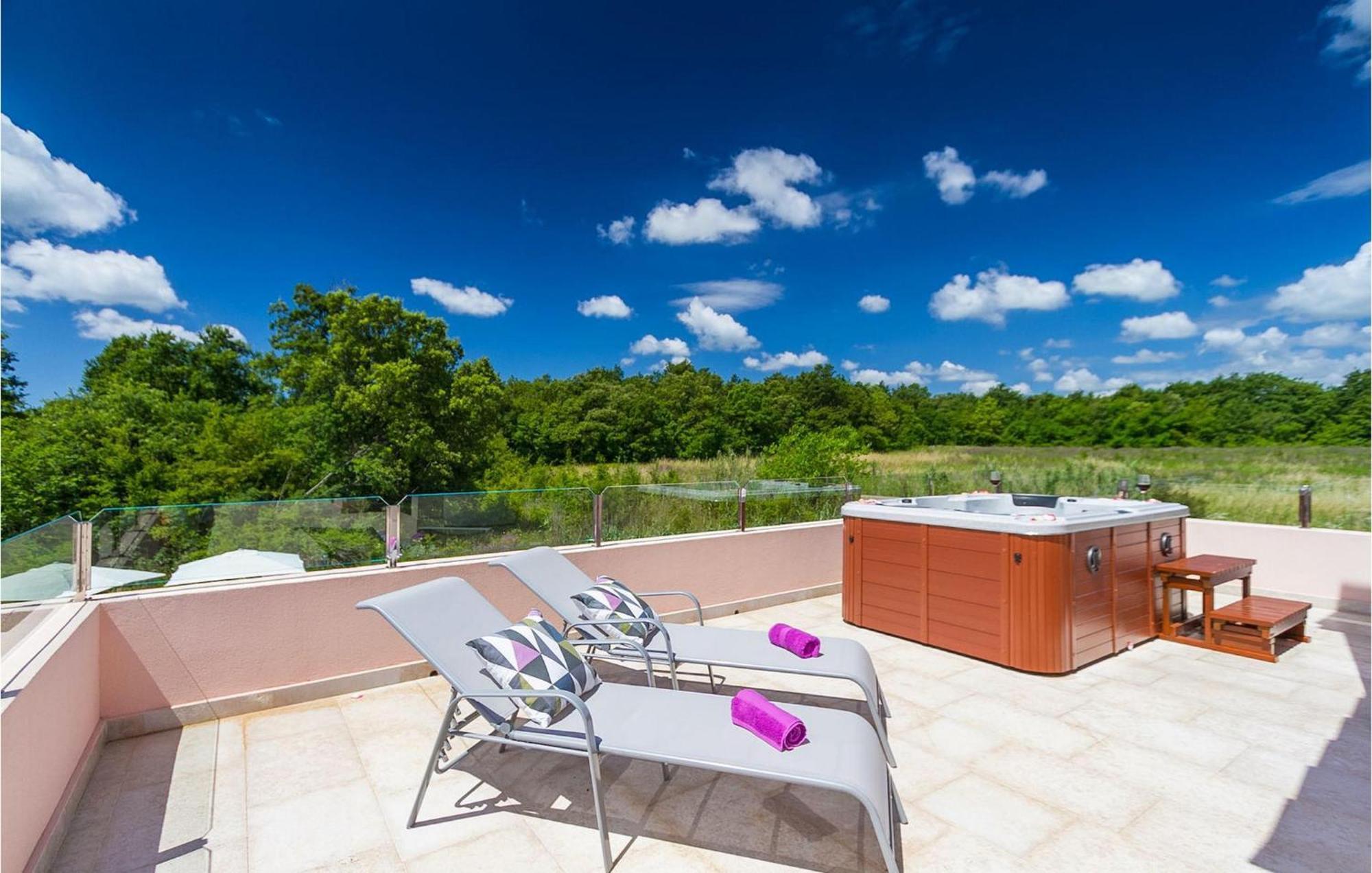 Liv Holiday home