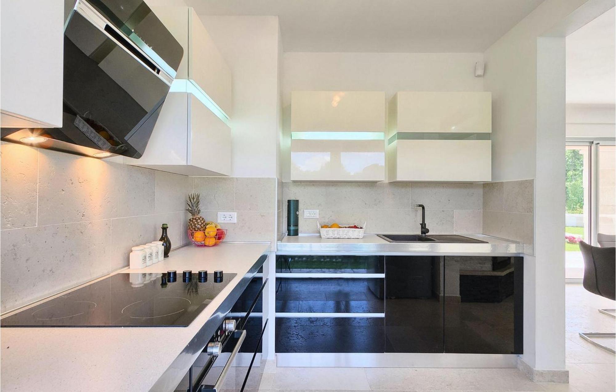 Holiday home Liv Pula
